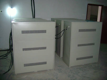 UPS現(xiàn)場圖片